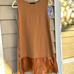Britishsize3,US4 beigebrown Ted Baker London dress wth side zippers